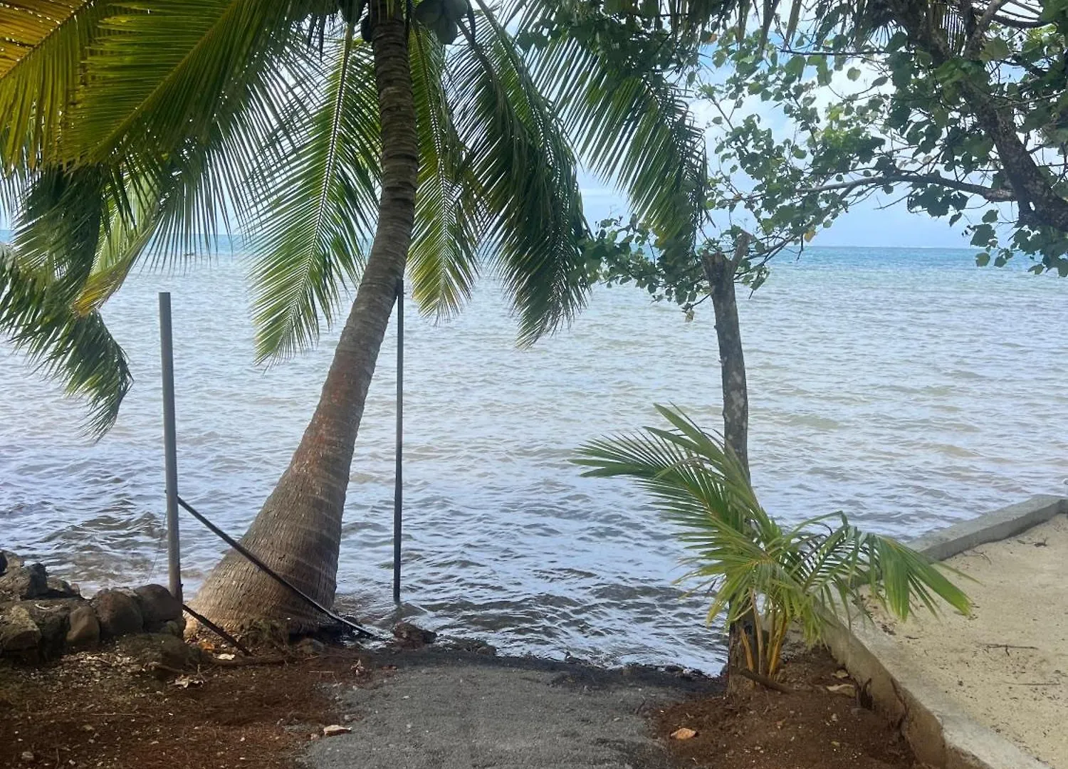 Ferienhaus Villa Fare Mama Rota - Au Bord De L'Ocean Taputapuapea